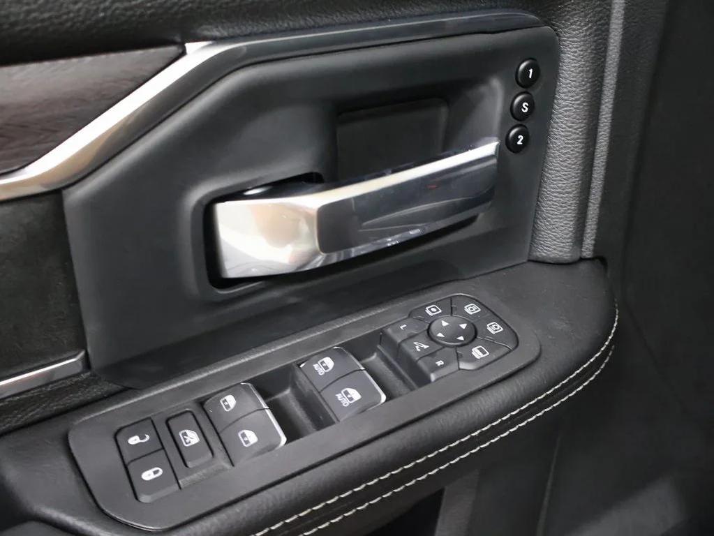 new 2025 Ram 3500 car, priced at $77,876