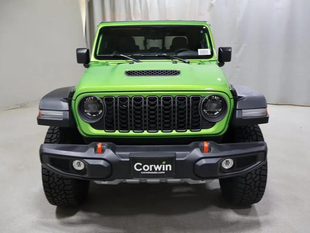new 2025 Jeep Gladiator car, priced at $51,904