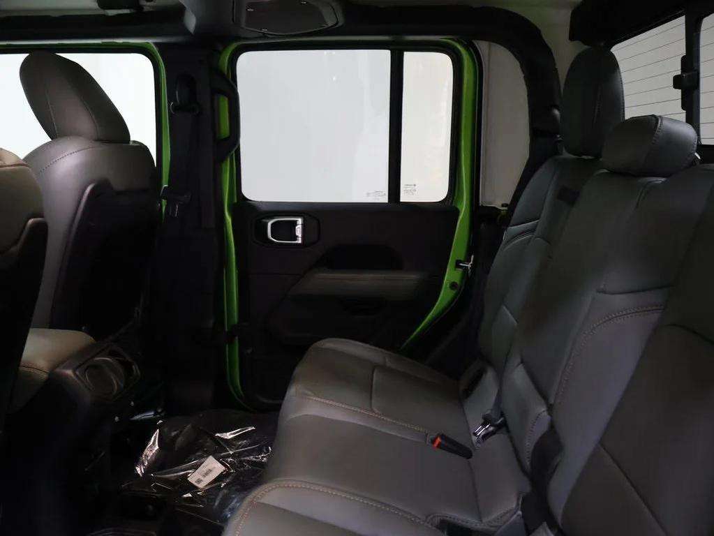 new 2025 Jeep Gladiator car, priced at $51,904