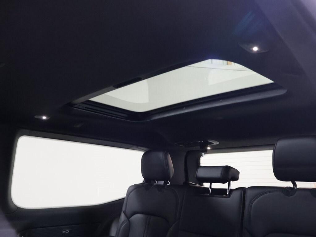 new 2025 Jeep Wagoneer car, priced at $76,013