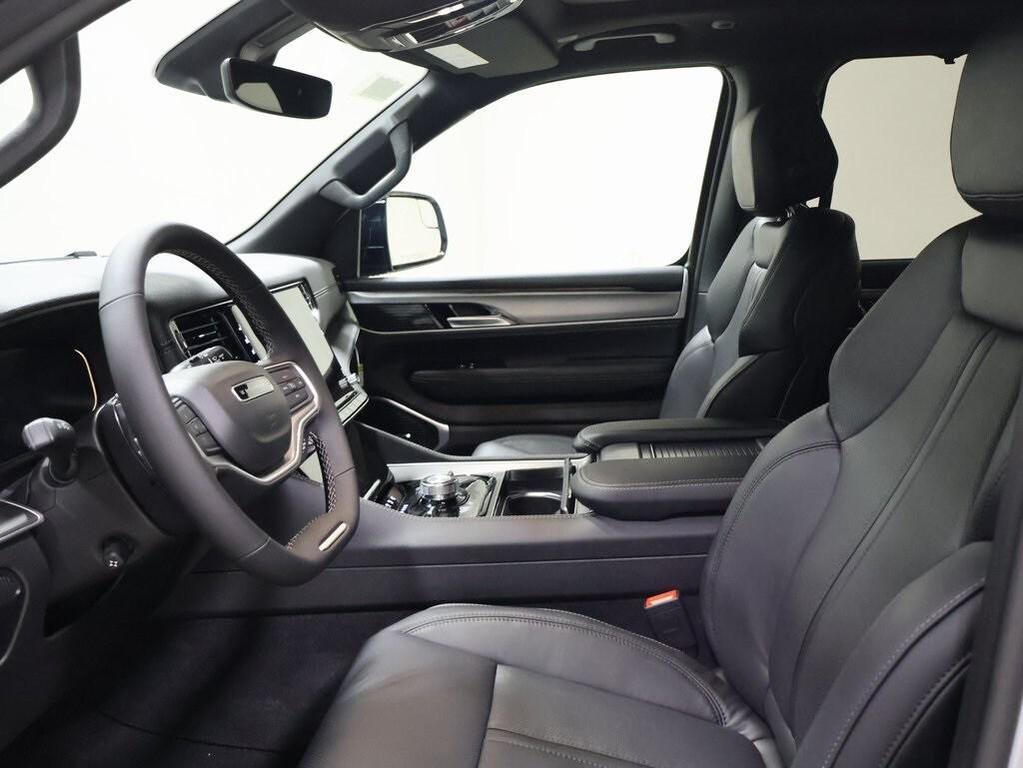 new 2025 Jeep Wagoneer car, priced at $76,013