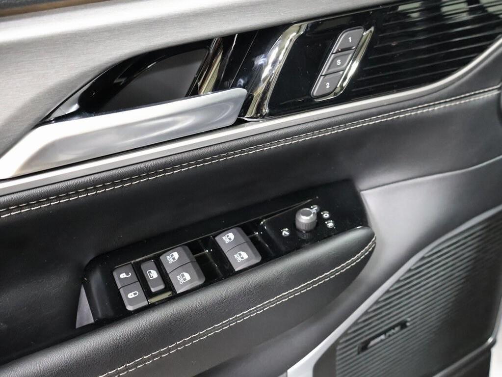 new 2025 Jeep Wagoneer car, priced at $76,013