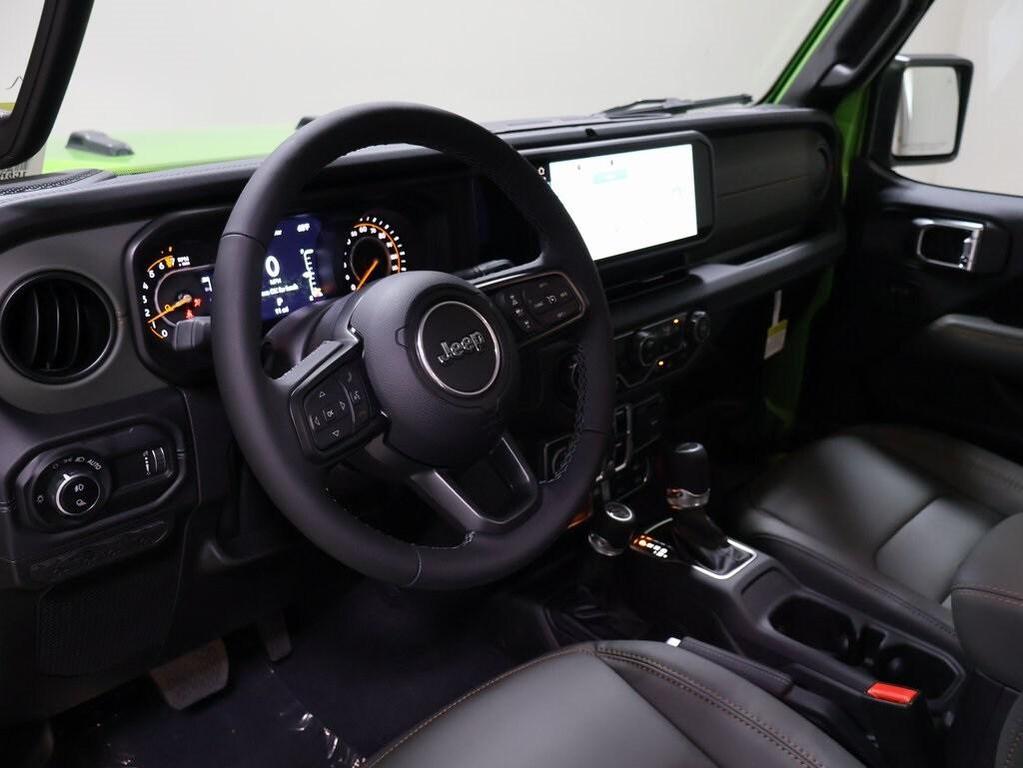 new 2025 Jeep Gladiator car, priced at $53,663