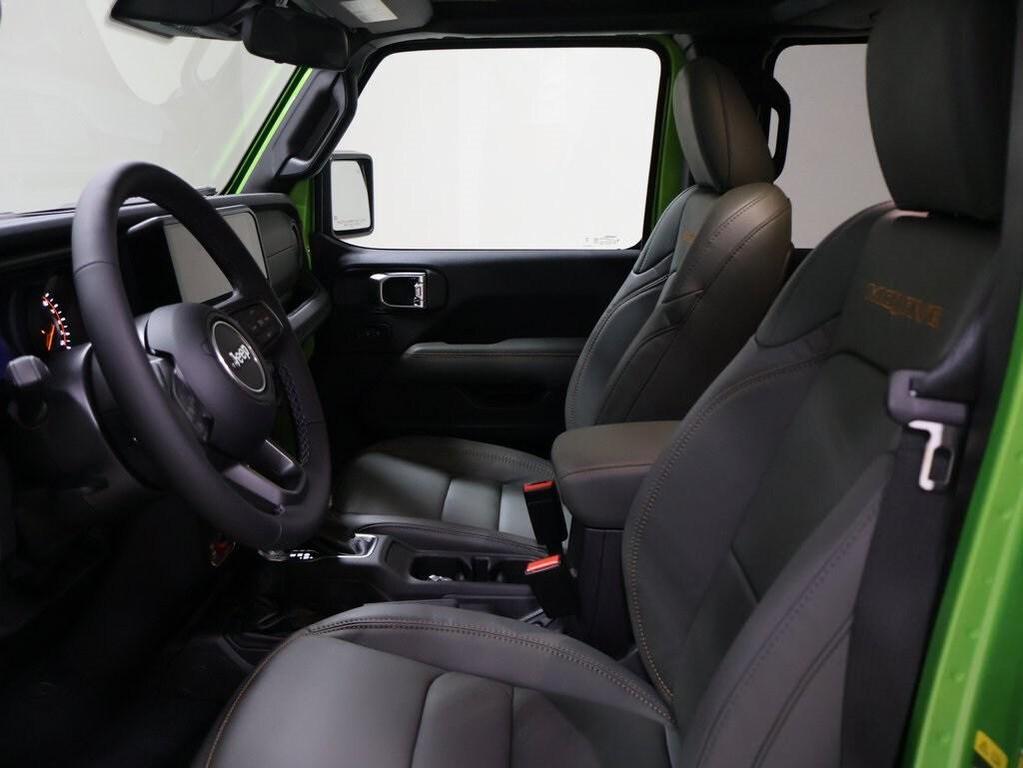 new 2025 Jeep Gladiator car, priced at $53,663