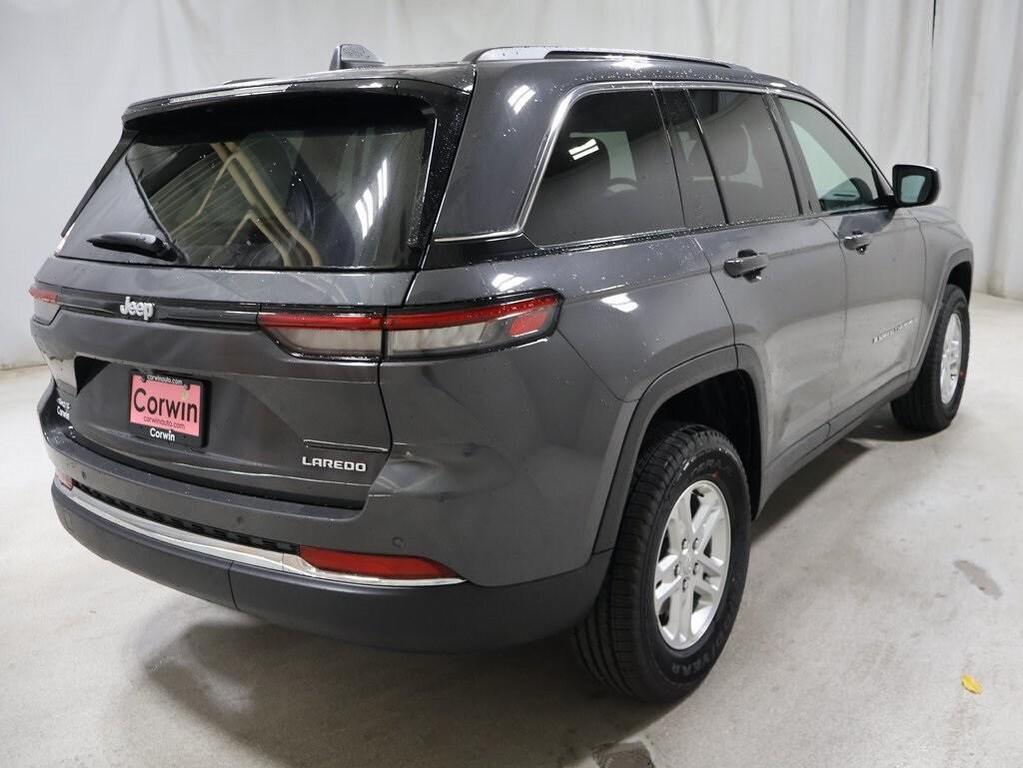 new 2025 Jeep Grand Cherokee car, priced at $38,433