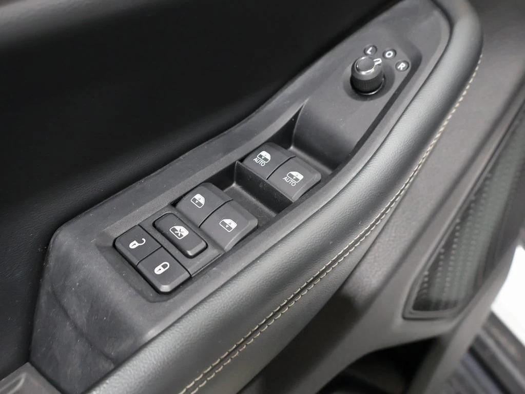 used 2023 Jeep Grand Cherokee car, priced at $33,500