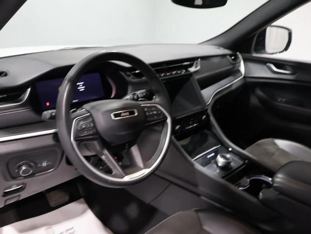 used 2023 Jeep Grand Cherokee car, priced at $33,500