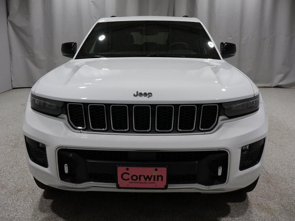 used 2023 Jeep Grand Cherokee car, priced at $38,500