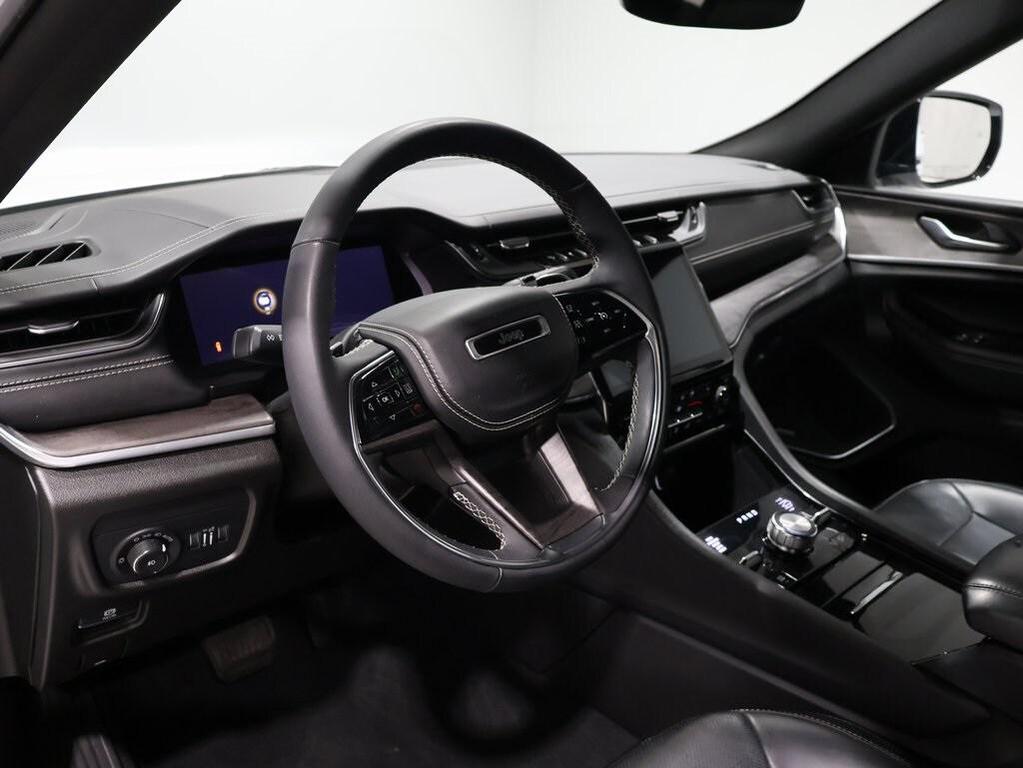 used 2023 Jeep Grand Cherokee car, priced at $38,500
