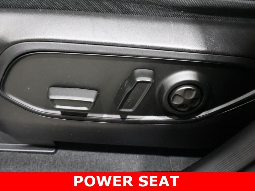 used 2023 Jeep Grand Cherokee car, priced at $35,500