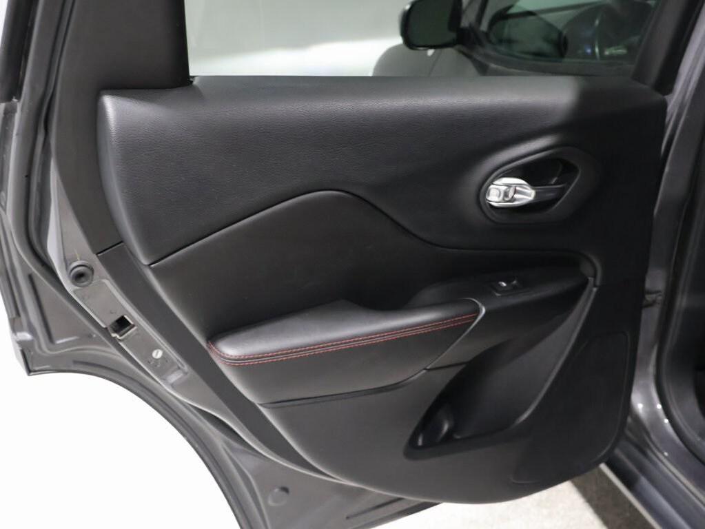 used 2019 Jeep Cherokee car, priced at $18,990