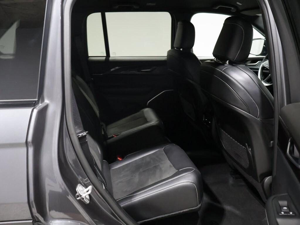 used 2022 Jeep Grand Cherokee car, priced at $32,333