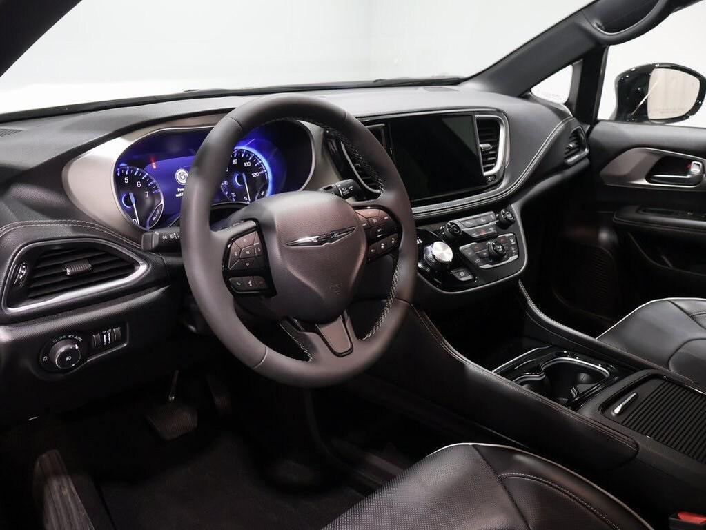 used 2024 Chrysler Pacifica car, priced at $42,500