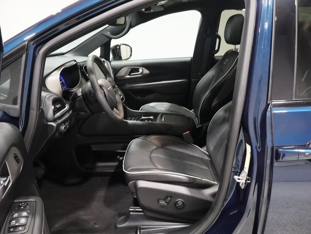 used 2024 Chrysler Pacifica car, priced at $42,500