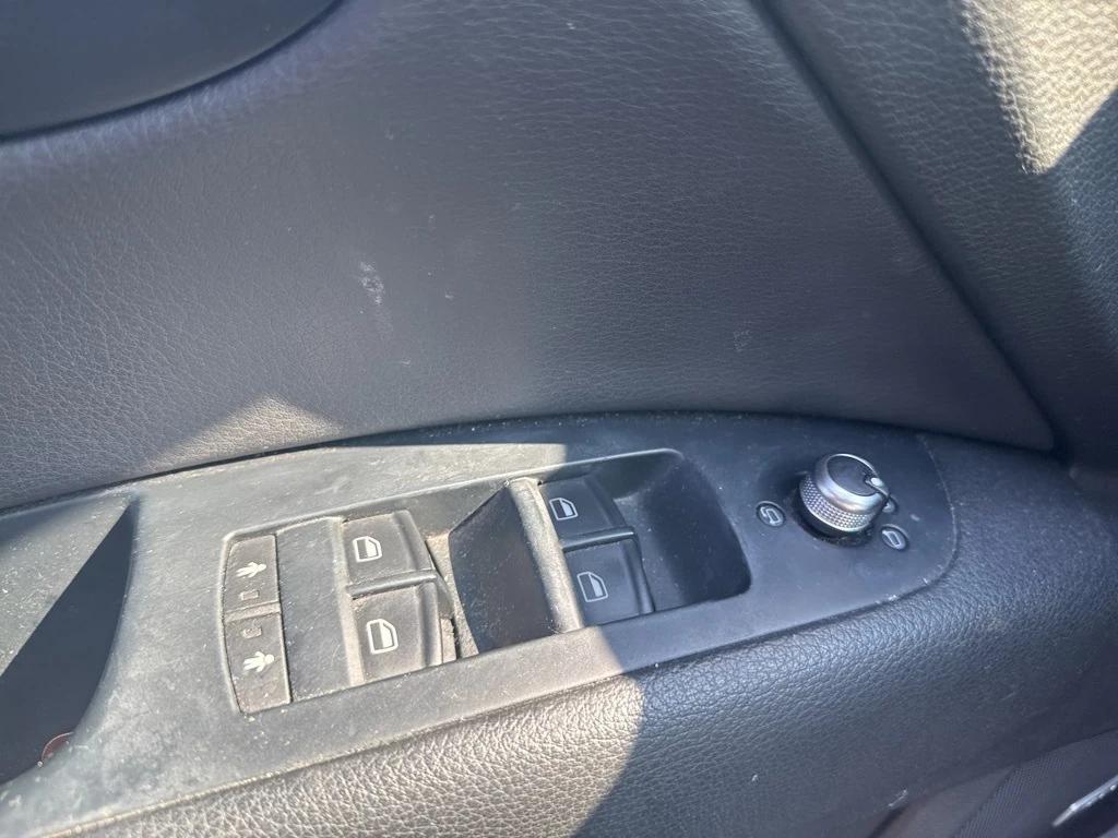 used 2010 Audi Q7 car, priced at $7,500