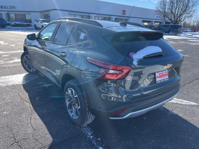 new 2025 Chevrolet Trax car