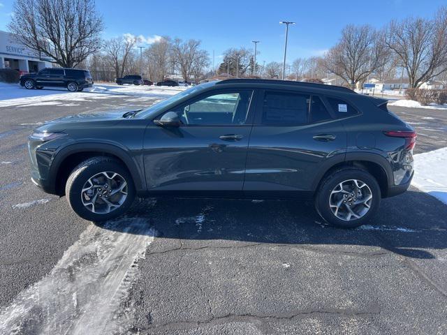 new 2025 Chevrolet Trax car