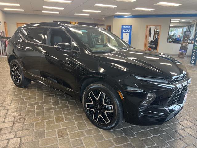 new 2025 Chevrolet Blazer car