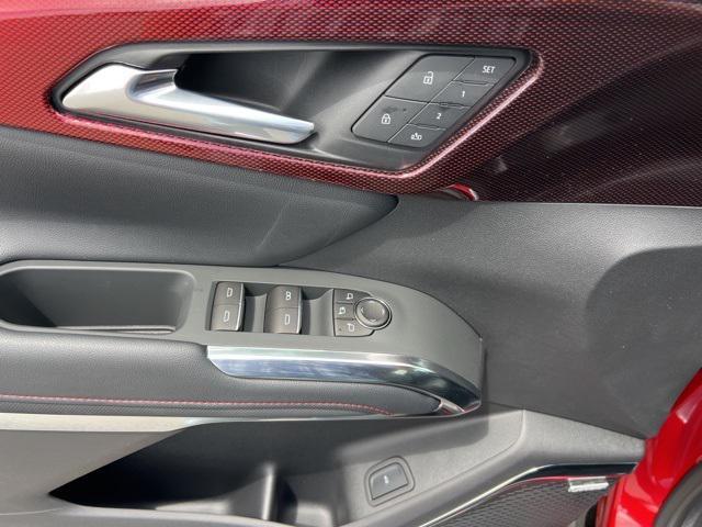 new 2025 Chevrolet Traverse car