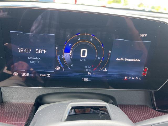 new 2025 Chevrolet Traverse car