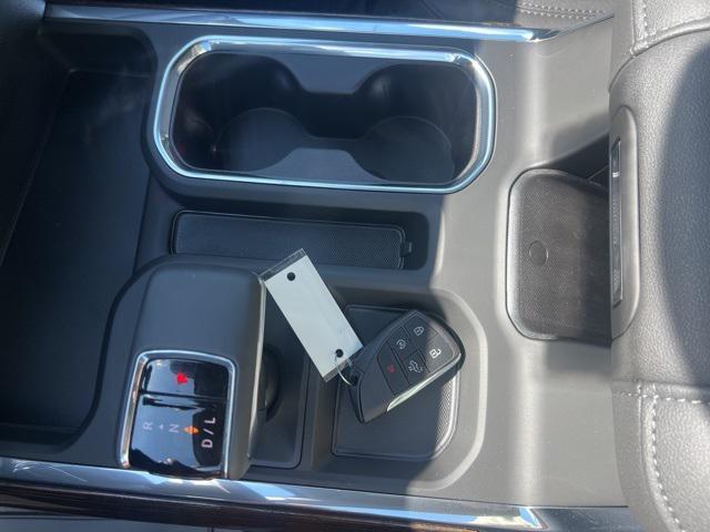 new 2025 GMC Sierra 1500 car