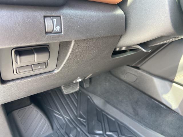 new 2025 GMC Canyon car