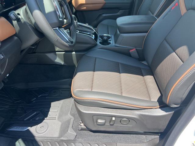 new 2025 GMC Canyon car