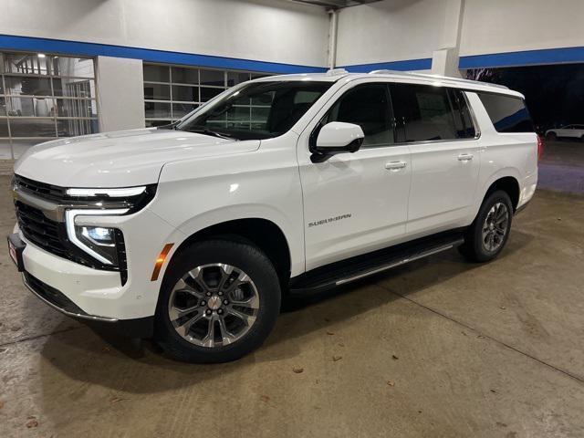 new 2025 Chevrolet Suburban car