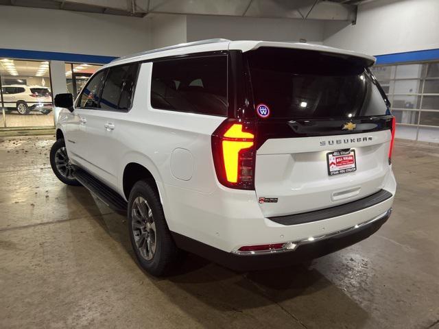 new 2025 Chevrolet Suburban car