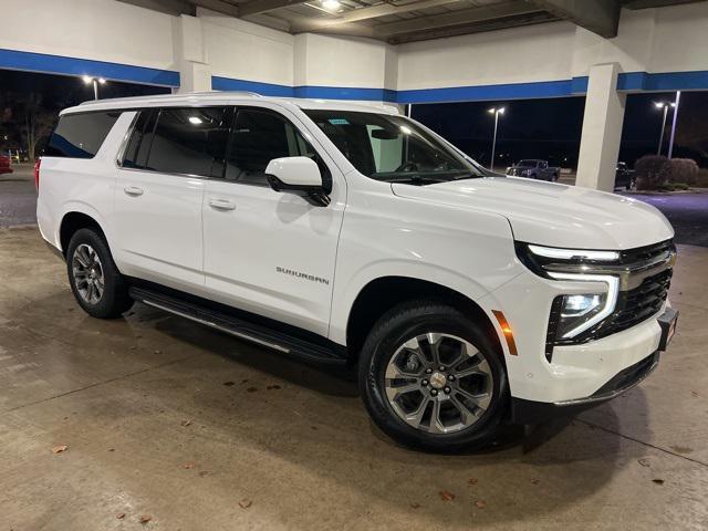 new 2025 Chevrolet Suburban car