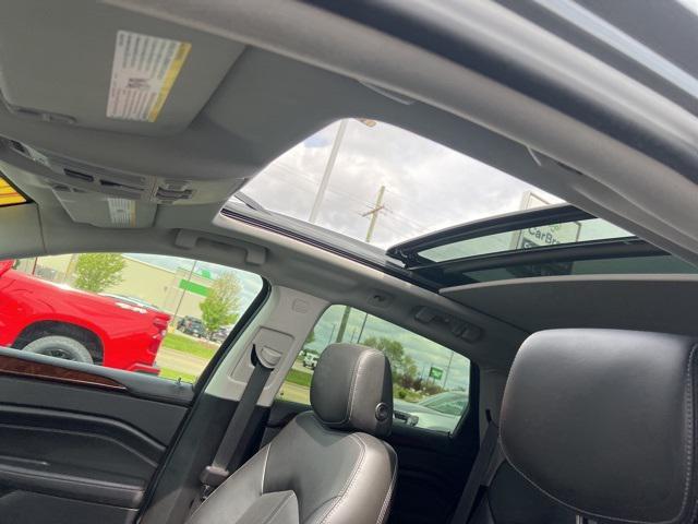 used 2014 Cadillac SRX car