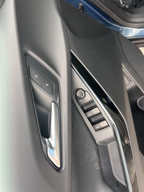 new 2025 Chevrolet Equinox car