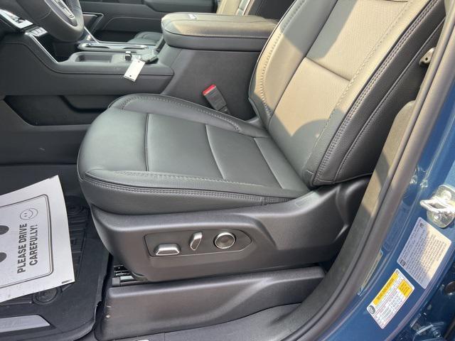 new 2025 GMC Sierra 3500 car