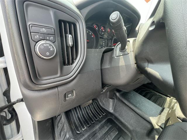 used 2024 Chevrolet Silverado 1500 car, priced at $30,997