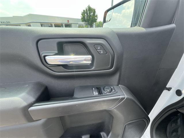 used 2024 Chevrolet Silverado 1500 car, priced at $30,997
