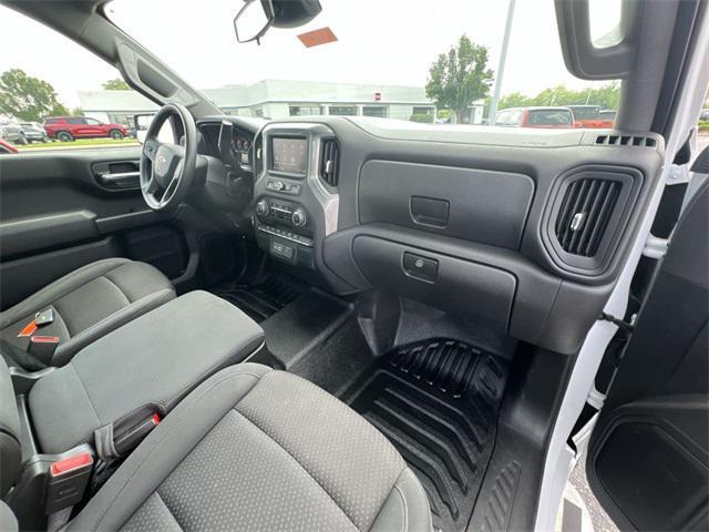 used 2024 Chevrolet Silverado 1500 car, priced at $30,997