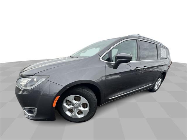 used 2017 Chrysler Pacifica car, priced at $13,497