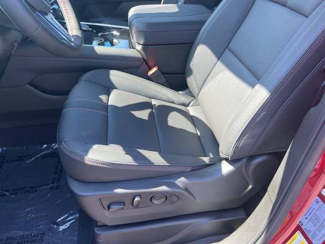 new 2025 Chevrolet Suburban car