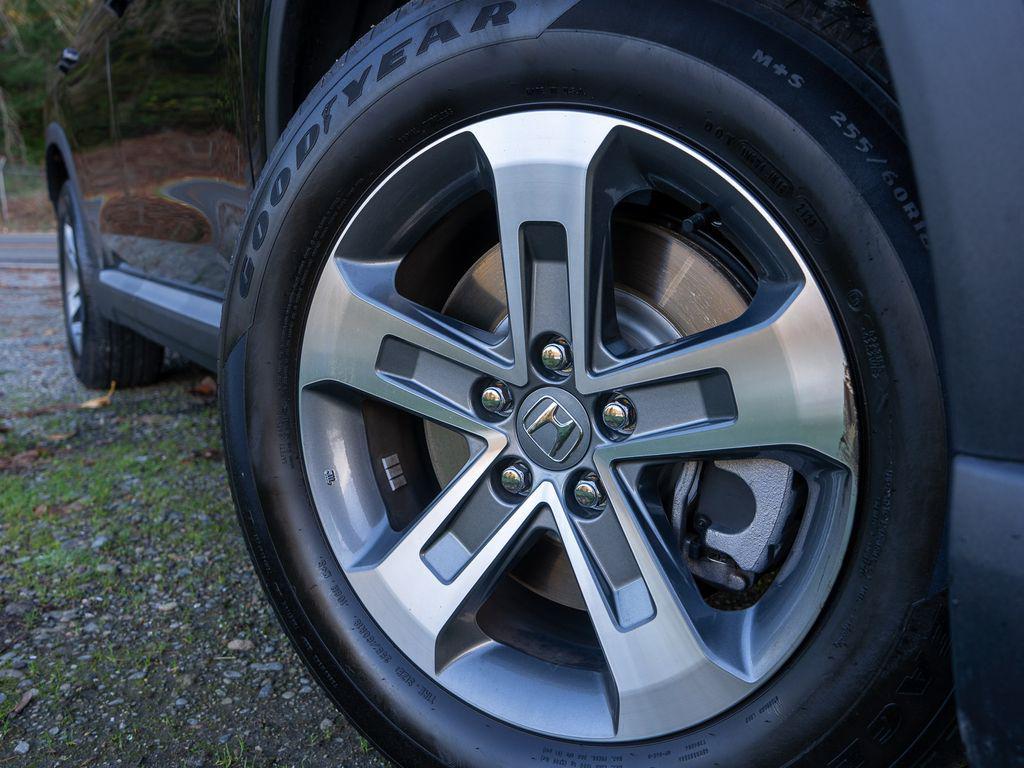 used 2023 Honda Pilot car, priced at $40,997