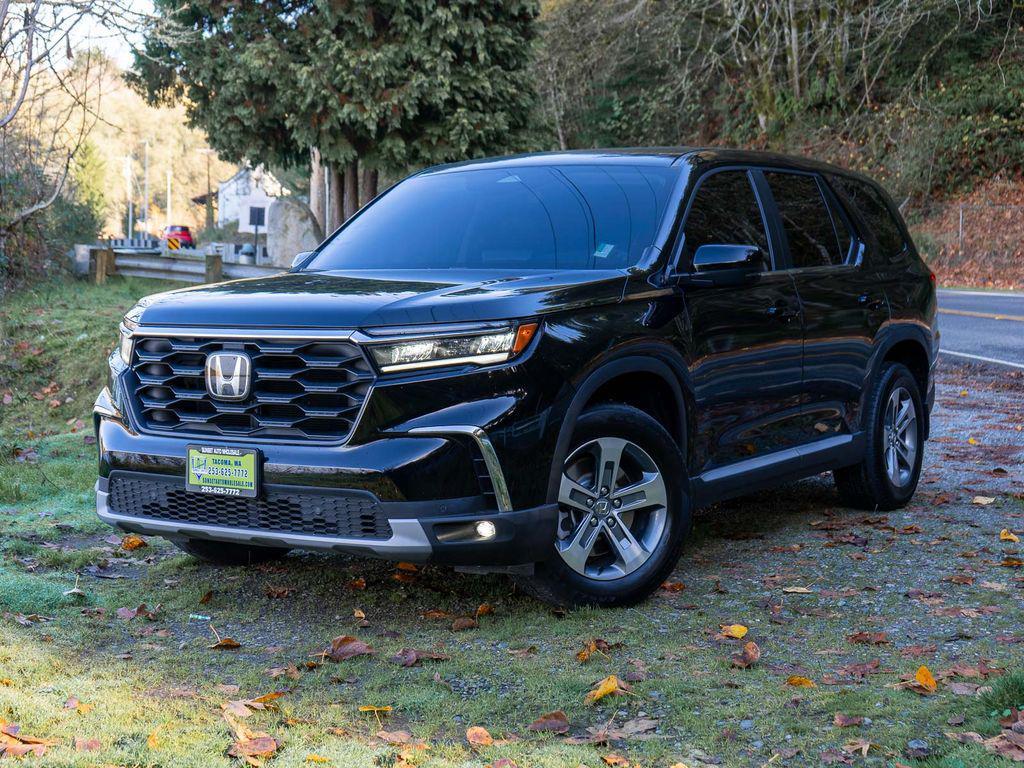 used 2023 Honda Pilot car, priced at $40,997