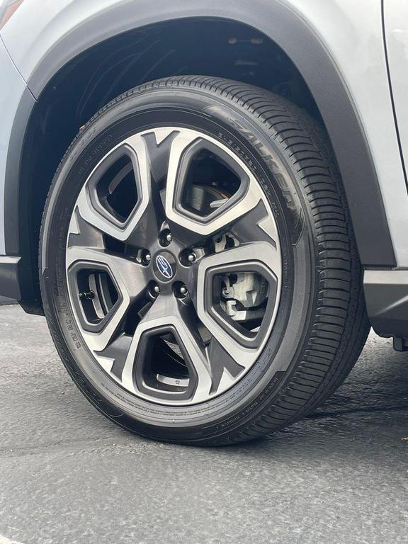 used 2024 Subaru Ascent car, priced at $37,997