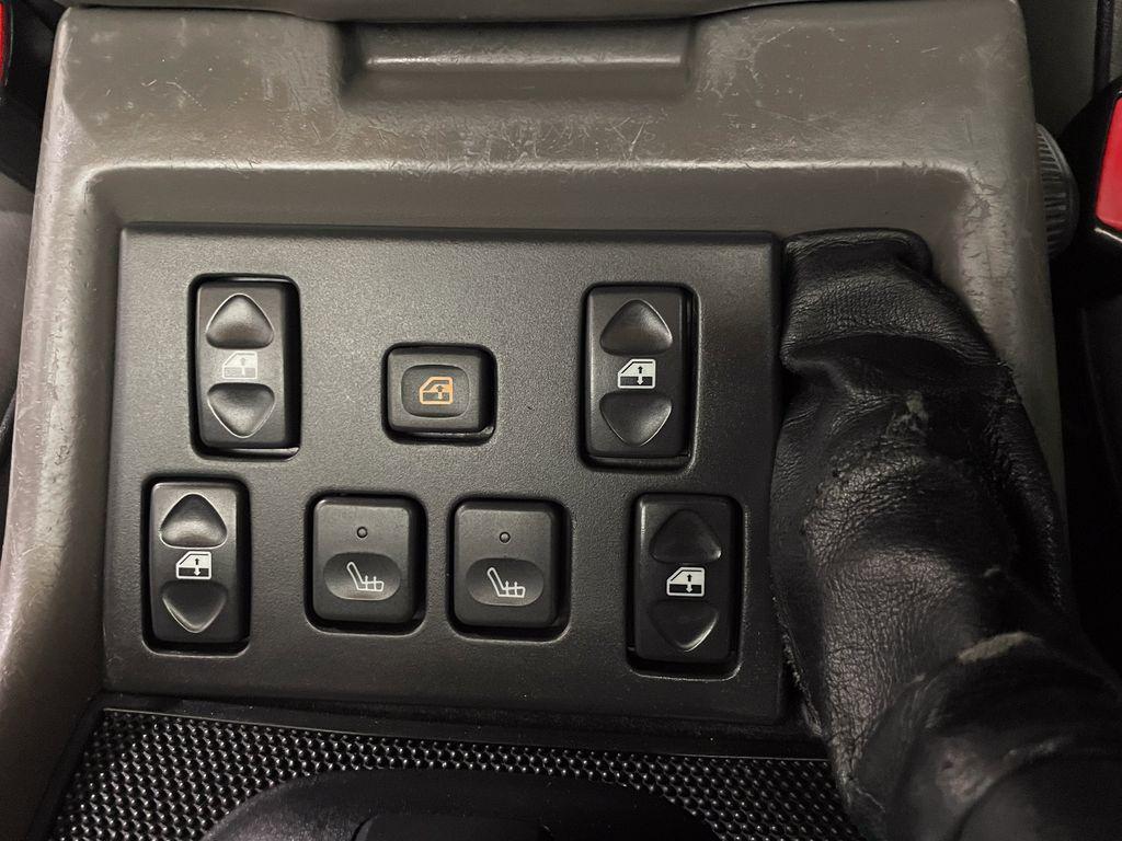 used 1999 Land Rover Discovery car, priced at $10,997