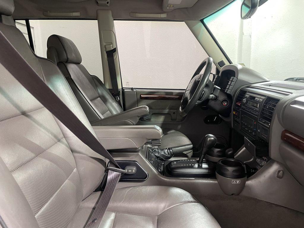 used 1999 Land Rover Discovery car, priced at $10,997