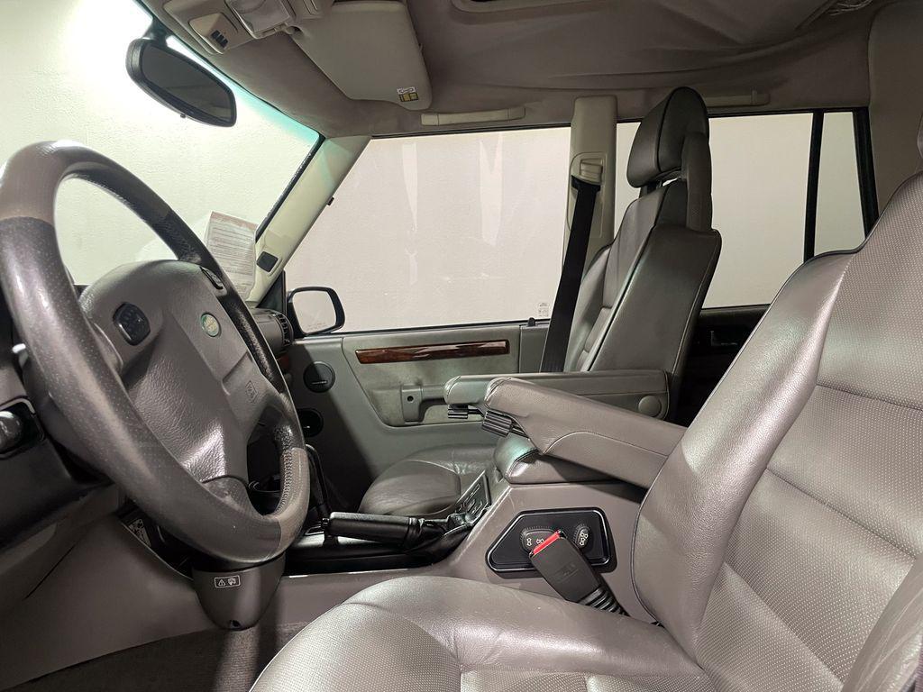 used 1999 Land Rover Discovery car, priced at $10,997
