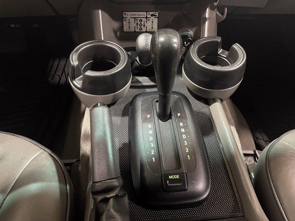 used 1999 Land Rover Discovery car, priced at $10,997