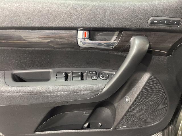 used 2013 Kia Sorento car, priced at $8,989