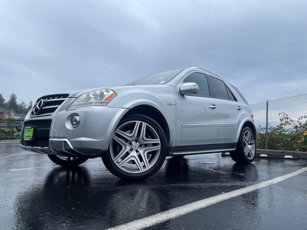 used 2010 Mercedes-Benz M-Class car, priced at $22,997