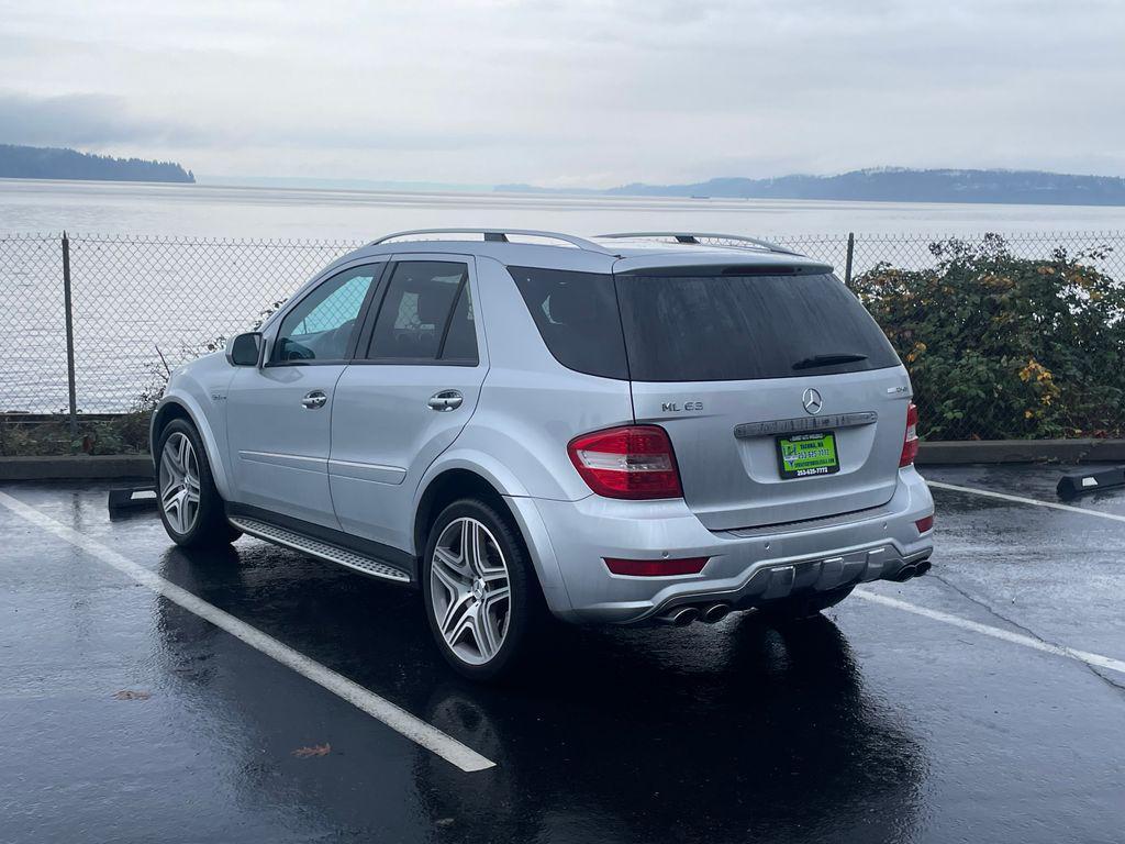 used 2010 Mercedes-Benz M-Class car, priced at $22,997