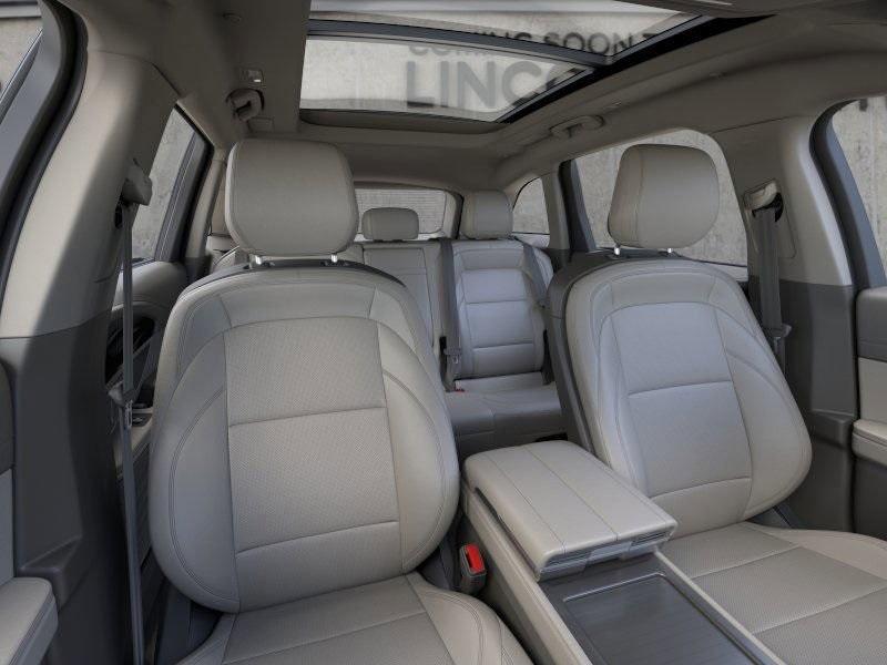new 2025 Lincoln Nautilus car, priced at $55,736