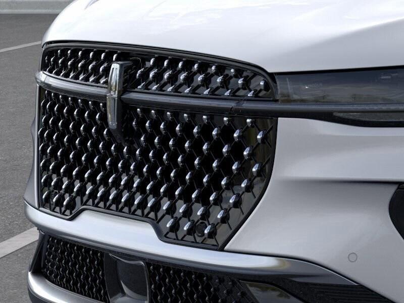 new 2025 Lincoln Nautilus car, priced at $48,574